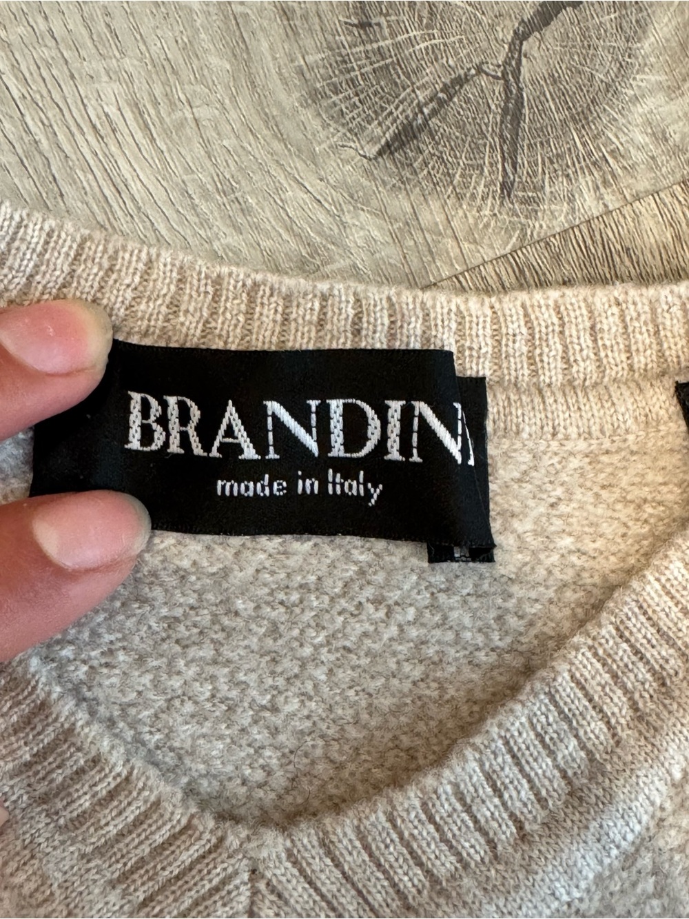 100% Extrafine Merino Wool Cream Sweater | Made in Italy - Picture 3 of 4